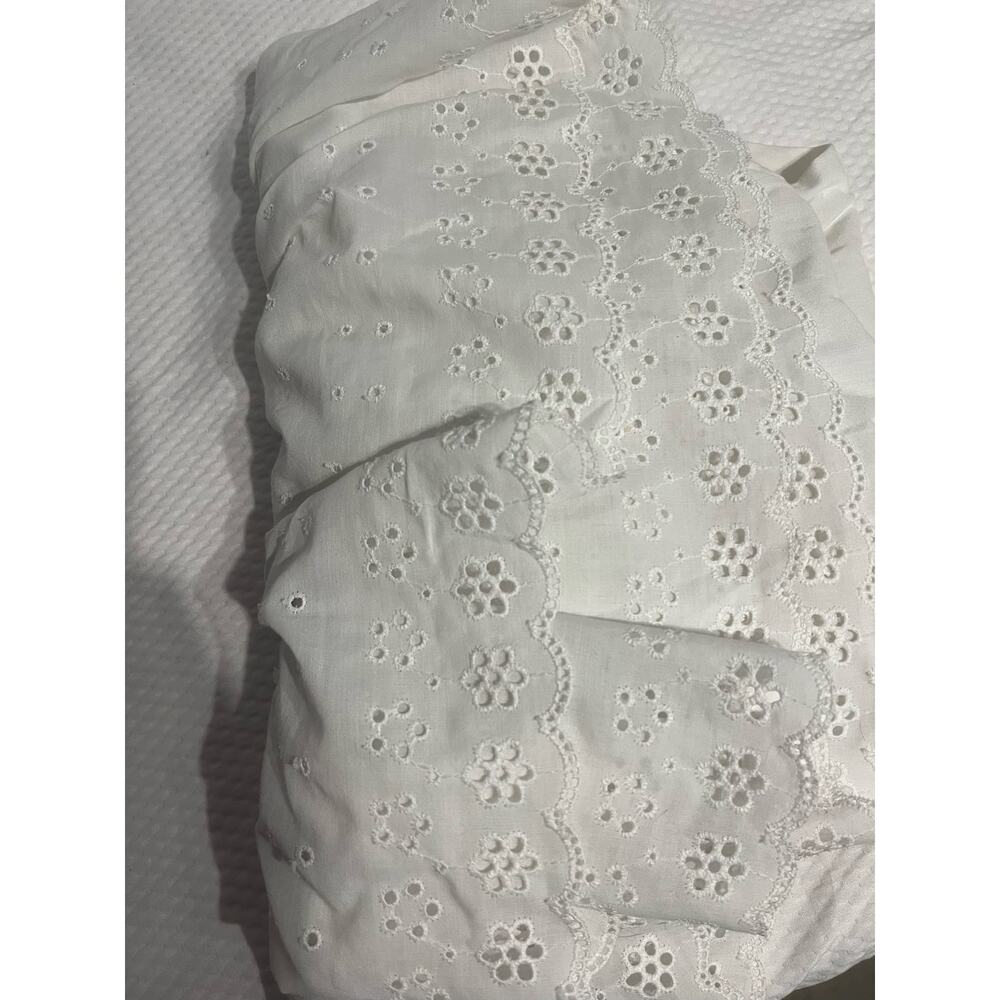 vintage sundress white with eyelet lace straps and embroidered flower logo midi - Picture 5 of 6
